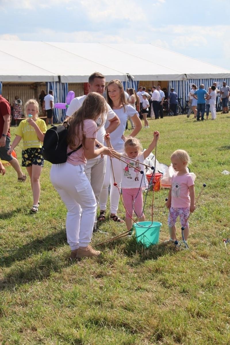 Zdjęcie w galerii na portalu naszraciborz.pl: 800 lat Sławikowa. Parafia hucznie świętowała urodziny wiadomości z regionu