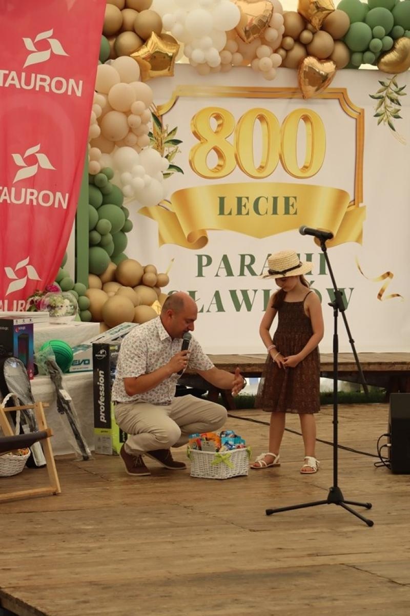 Zdjęcie w galerii na portalu naszraciborz.pl: 800 lat Sławikowa. Parafia hucznie świętowała urodziny wiadomości z regionu