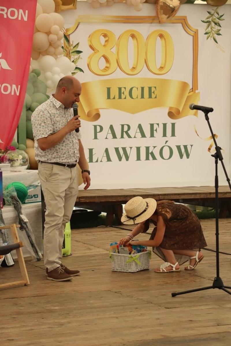 Zdjęcie w galerii na portalu naszraciborz.pl: 800 lat Sławikowa. Parafia hucznie świętowała urodziny wiadomości z regionu