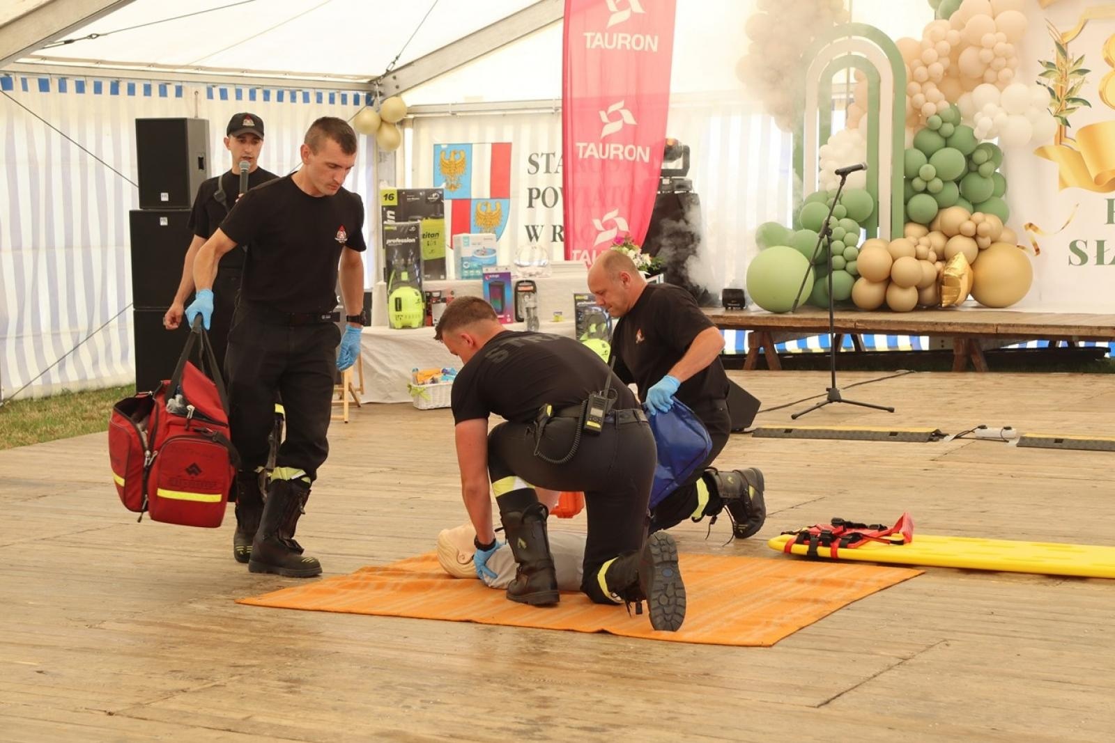 Zdjęcie w galerii na portalu naszraciborz.pl: 800 lat Sławikowa. Parafia hucznie świętowała urodziny wiadomości z regionu