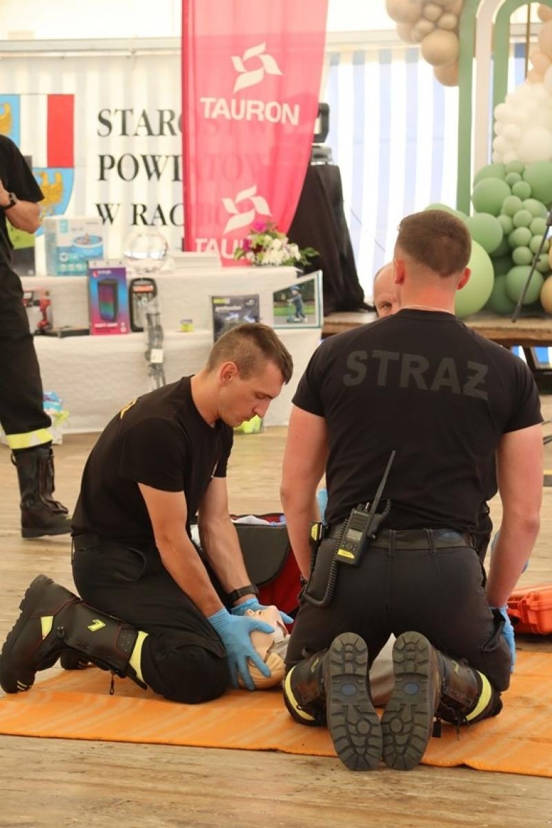 Zdjęcie w galerii na portalu naszraciborz.pl: 800 lat Sławikowa. Parafia hucznie świętowała urodziny wiadomości z regionu