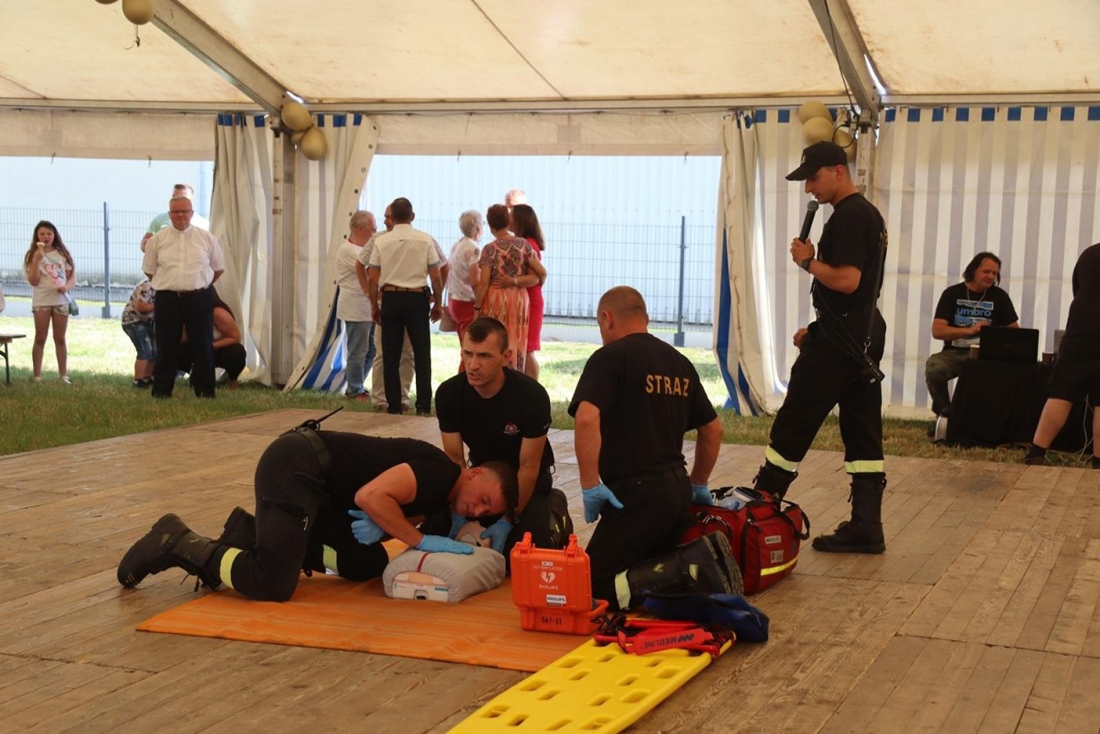 Zdjęcie w galerii na portalu naszraciborz.pl: 800 lat Sławikowa. Parafia hucznie świętowała urodziny wiadomości z regionu