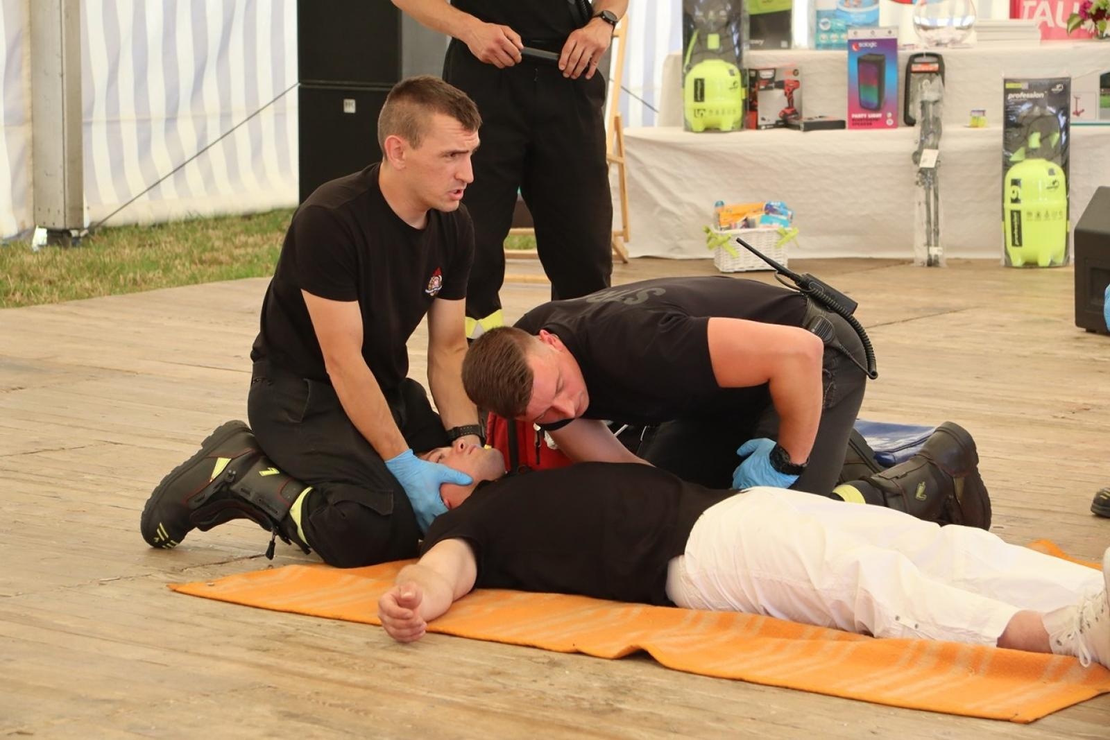 Zdjęcie w galerii na portalu naszraciborz.pl: 800 lat Sławikowa. Parafia hucznie świętowała urodziny wiadomości z regionu