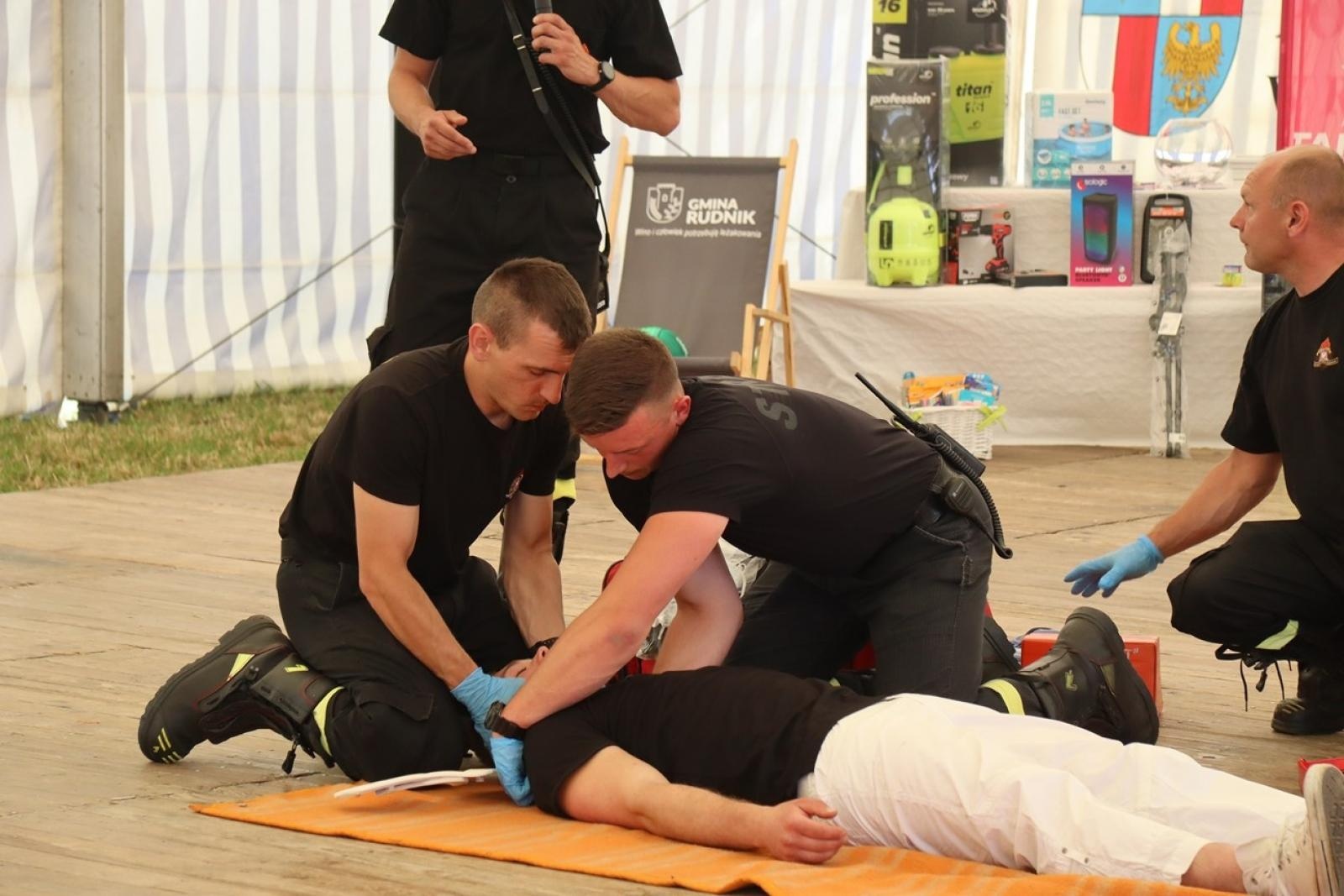 Zdjęcie w galerii na portalu naszraciborz.pl: 800 lat Sławikowa. Parafia hucznie świętowała urodziny wiadomości z regionu