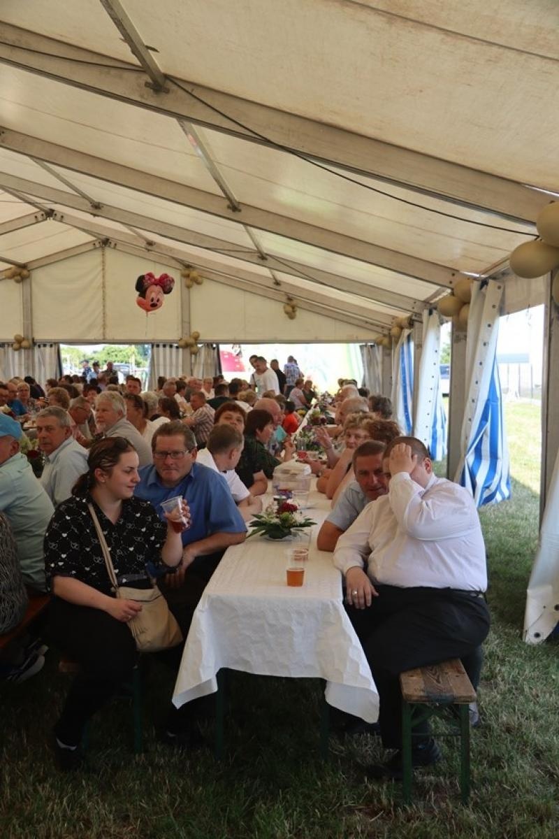 Zdjęcie w galerii na portalu naszraciborz.pl: 800 lat Sławikowa. Parafia hucznie świętowała urodziny wiadomości z regionu