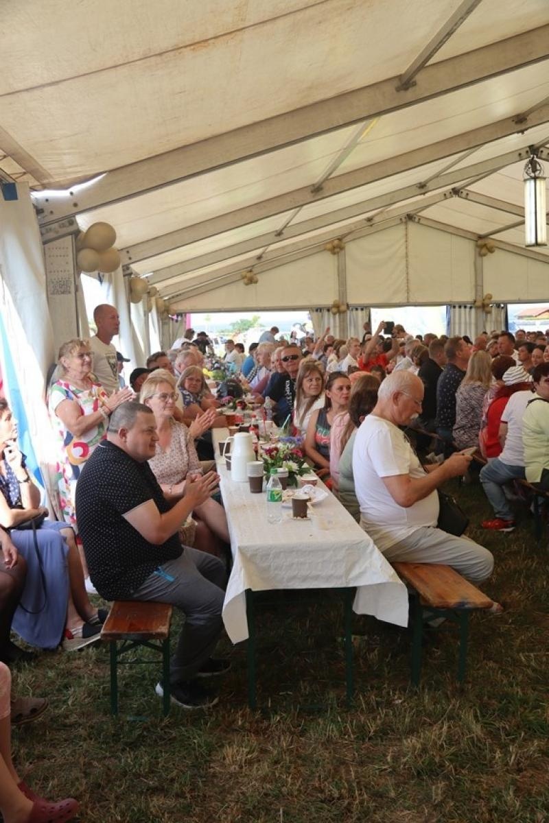 Zdjęcie w galerii na portalu naszraciborz.pl: 800 lat Sławikowa. Parafia hucznie świętowała urodziny wiadomości z regionu