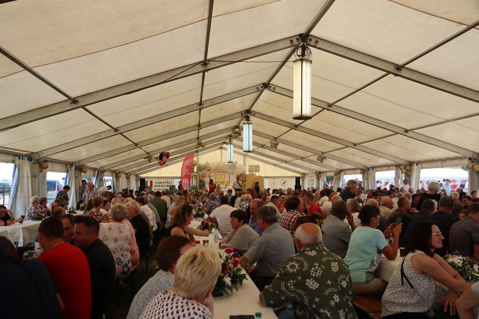 Zdjęcie w galerii na portalu naszraciborz.pl: 800 lat Sławikowa. Parafia hucznie świętowała urodziny wiadomości z regionu