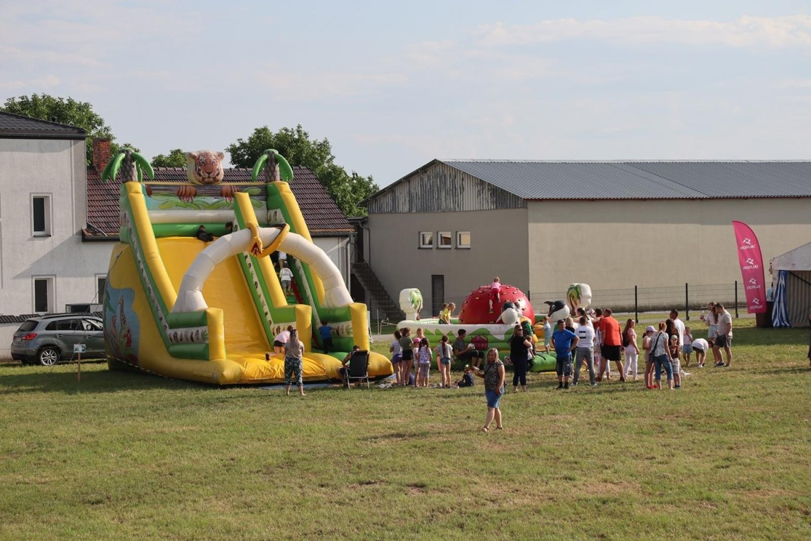 Zdjęcie w galerii na portalu naszraciborz.pl: 800 lat Sławikowa. Parafia hucznie świętowała urodziny wiadomości z regionu