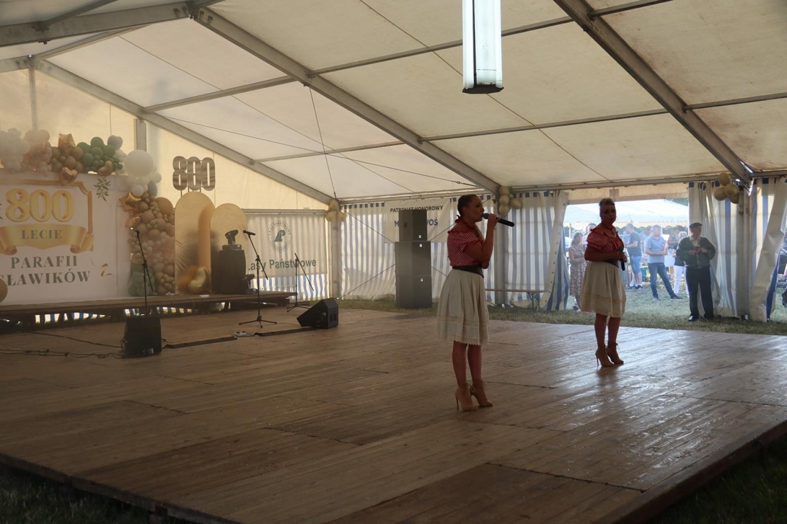 Zdjęcie w galerii na portalu naszraciborz.pl: 800 lat Sławikowa. Parafia hucznie świętowała urodziny wiadomości z regionu