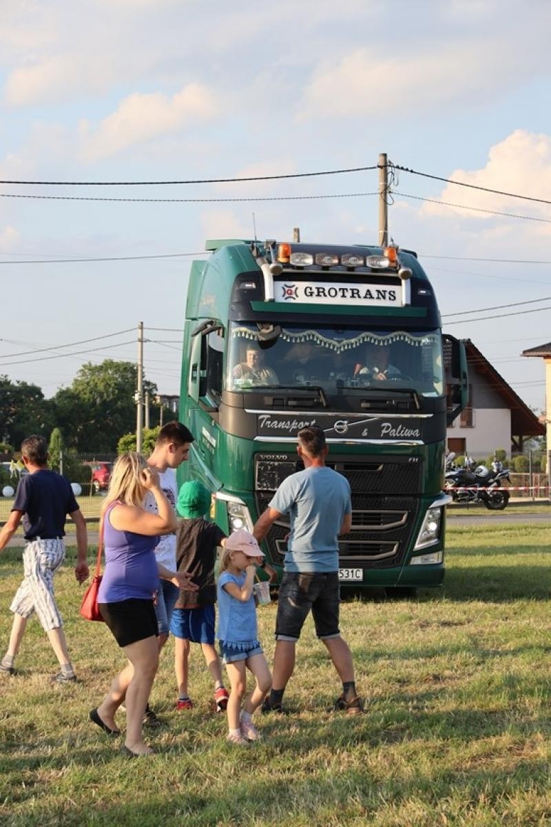 Zdjęcie w galerii na portalu naszraciborz.pl: 800 lat Sławikowa. Parafia hucznie świętowała urodziny wiadomości z regionu