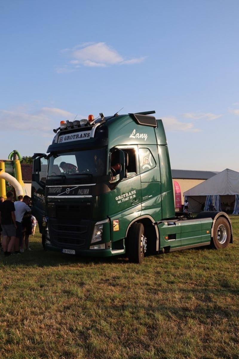 Zdjęcie w galerii na portalu naszraciborz.pl: 800 lat Sławikowa. Parafia hucznie świętowała urodziny wiadomości z regionu