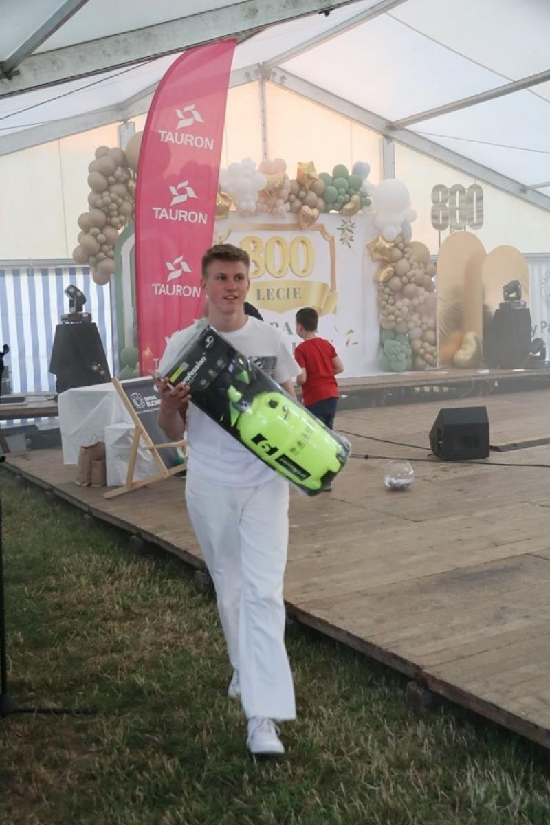 Zdjęcie w galerii na portalu naszraciborz.pl: 800 lat Sławikowa. Parafia hucznie świętowała urodziny wiadomości z regionu