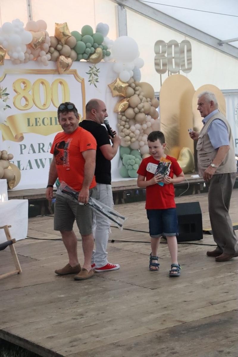 Zdjęcie w galerii na portalu naszraciborz.pl: 800 lat Sławikowa. Parafia hucznie świętowała urodziny wiadomości z regionu