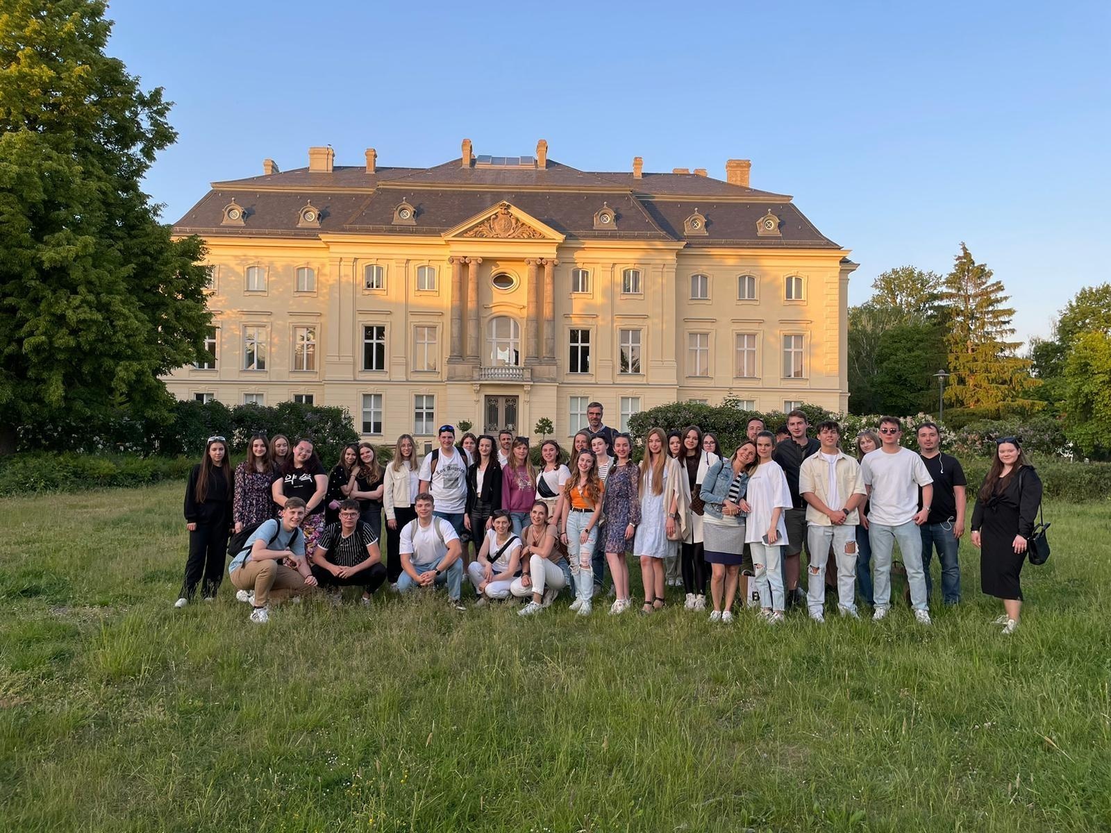 Zdjęcie w galerii na portalu naszraciborz.pl: Uczniowie raciborskiego Ekonomika zdobywali doświadczenie w Niemczech wiadomości z regionu