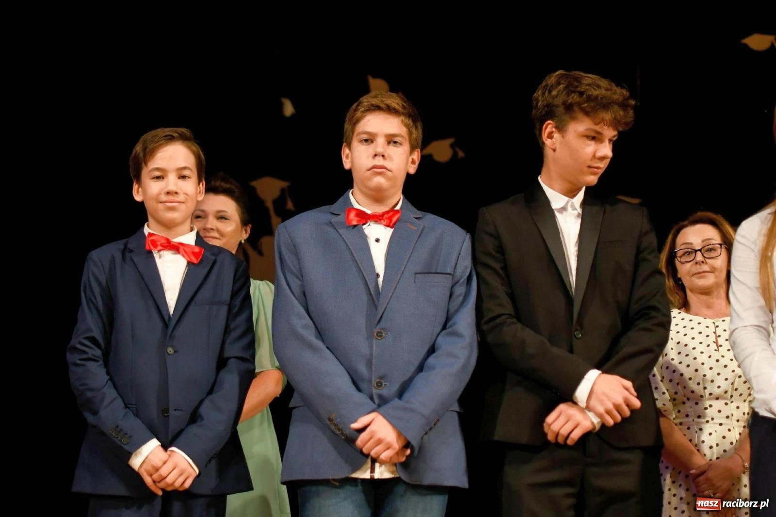 Zdjęcie w galerii na portalu naszraciborz.pl: Gala laureatów i absolwentów SP 1 [FOTO] wiadomości z regionu