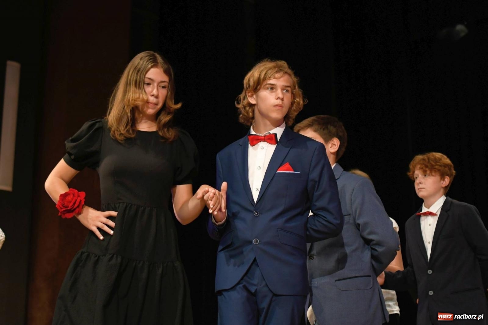 Zdjęcie w galerii na portalu naszraciborz.pl: Gala laureatów i absolwentów SP 1 [FOTO] wiadomości z regionu