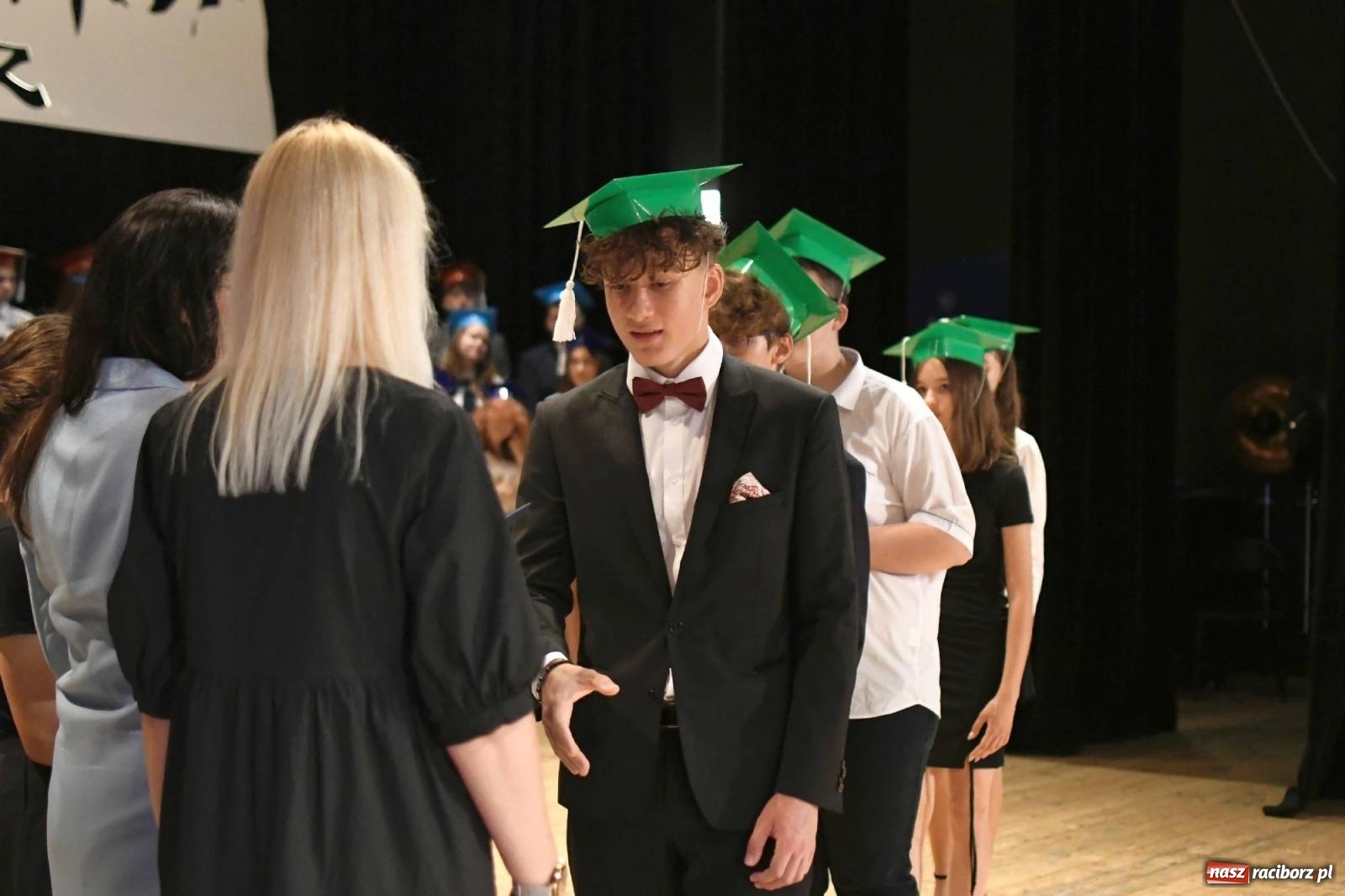 Zdjęcie w galerii na portalu naszraciborz.pl: Gala laureatów i absolwentów SP 1 [FOTO] wiadomości z regionu