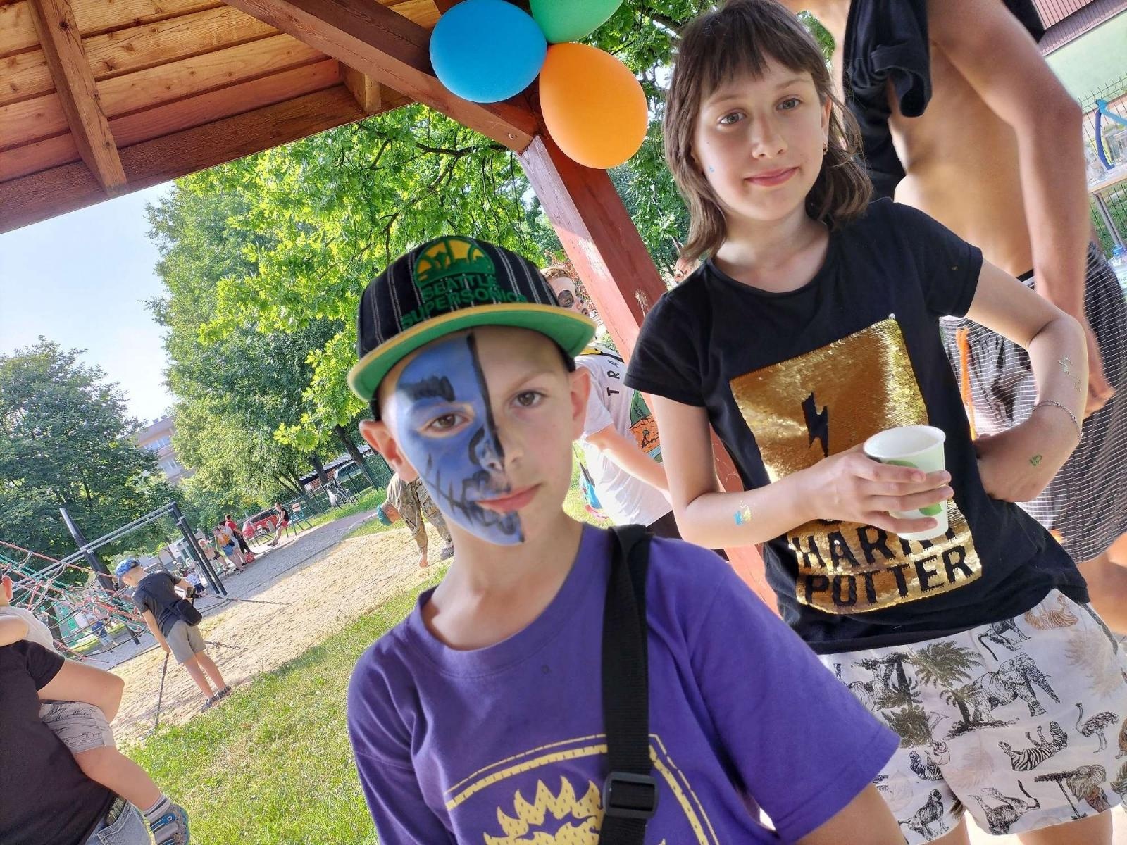 Zdjęcie w galerii na portalu naszraciborz.pl: Pomocna Dłoń zakończyła rok szkolny kolorowym festynem wiadomości z regionu