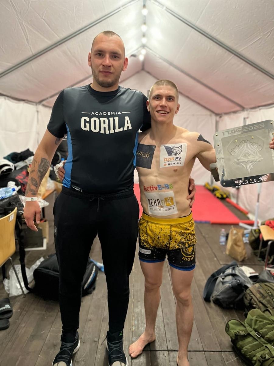 Zdjęcie w galerii na portalu naszraciborz.pl: Daniel Zalewski z Łamatora nokautuje w pierwszej rundzie na gali MMA wiadomości z regionu