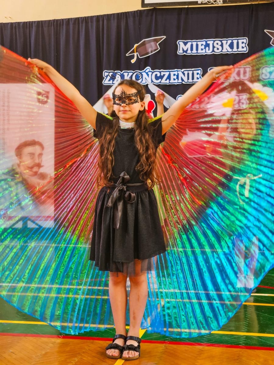 Zdjęcie w galerii na portalu naszraciborz.pl: Gorzko-słodkie miejskie zakończenie roku w SP 15 z rządowo-poselską obsadą [FOTO i WIDEO] wiadomości z regionu