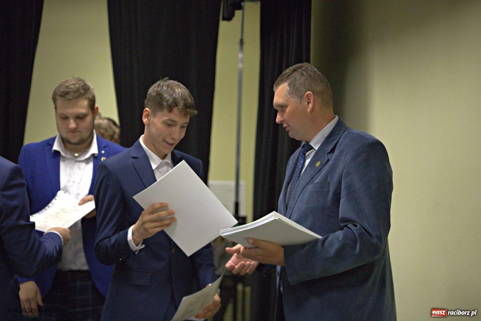 Zdjęcie w galerii na portalu naszraciborz.pl: Mechanik na wakacjach. Tak szkoła pożegnała absolwentów wiadomości z regionu