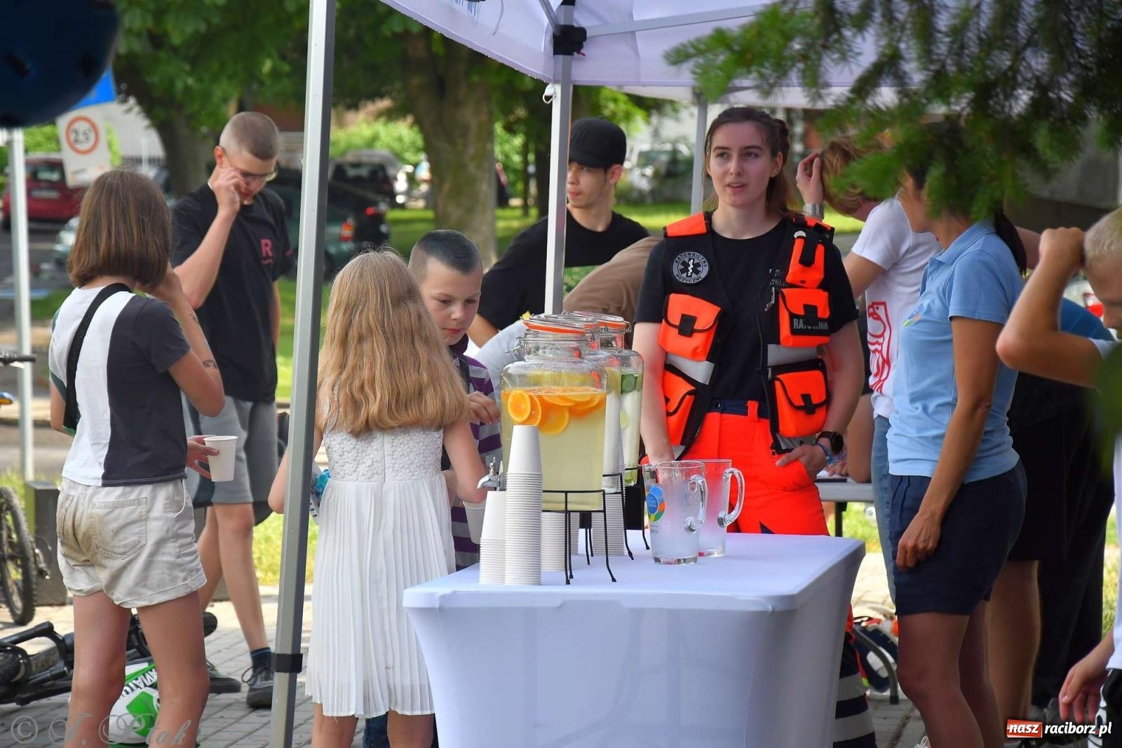 Zdjęcie w galerii na portalu naszraciborz.pl: Raciborski pumptrack świętuje roczek. Inwestycję przeforsowali radni [FOTO i WIDEO] wiadomości z regionu