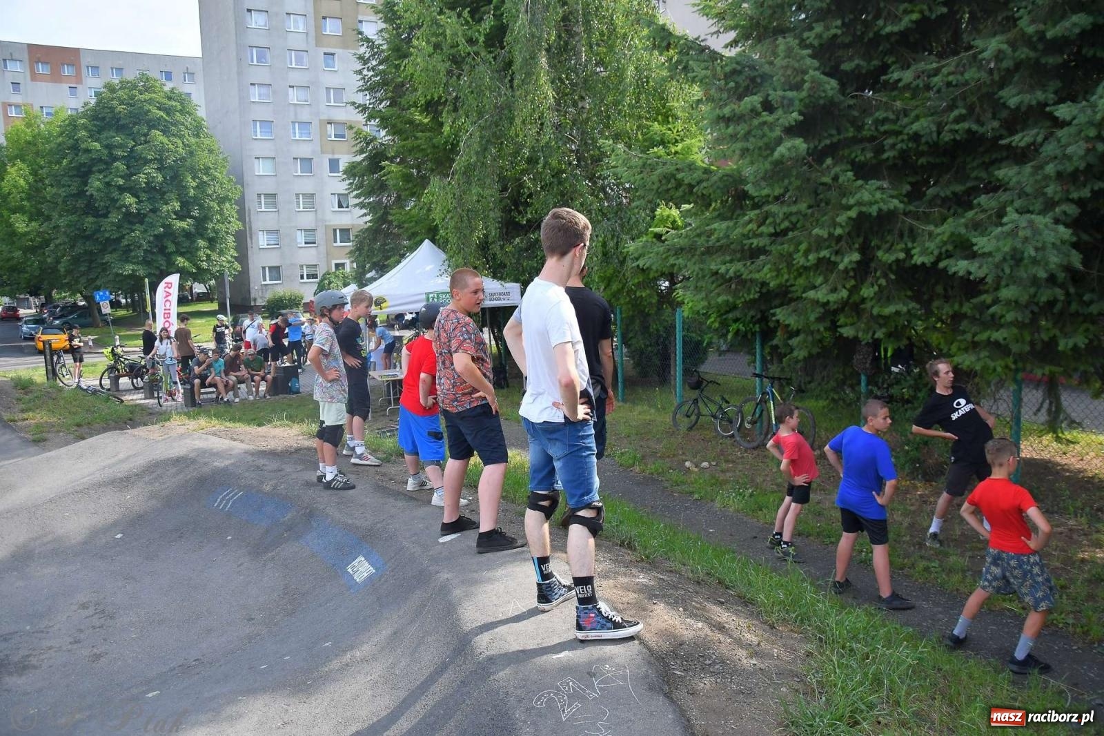 Zdjęcie w galerii na portalu naszraciborz.pl: Raciborski pumptrack świętuje roczek. Inwestycję przeforsowali radni [FOTO i WIDEO] wiadomości z regionu