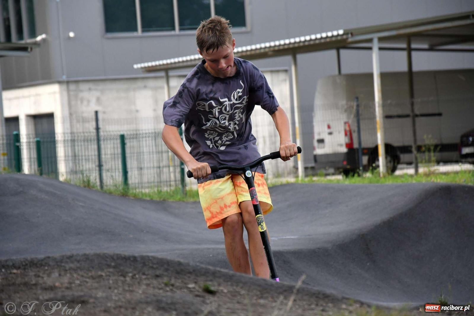 Zdjęcie w galerii na portalu naszraciborz.pl: Raciborski pumptrack świętuje roczek. Inwestycję przeforsowali radni [FOTO i WIDEO] wiadomości z regionu