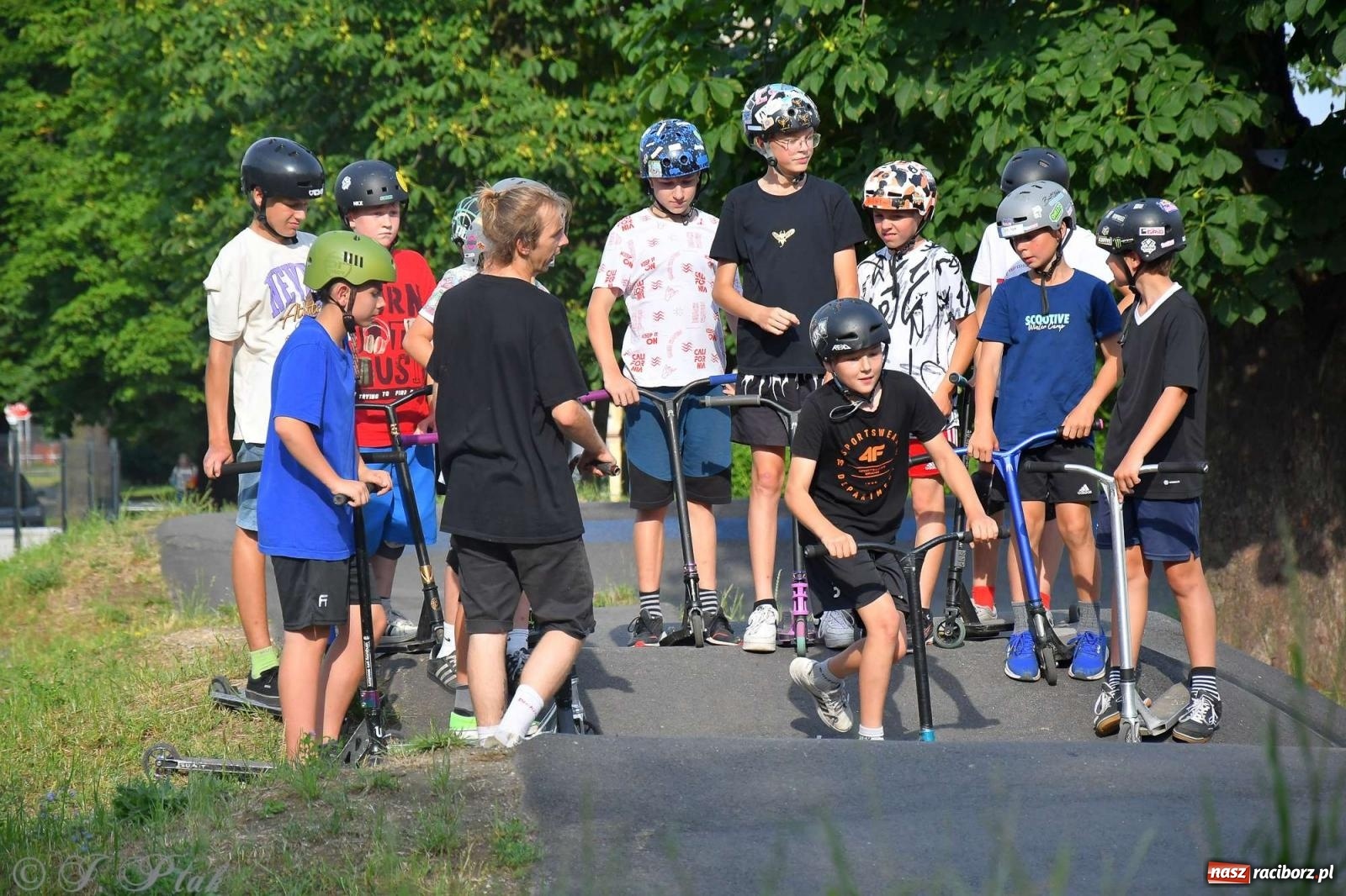 Zdjęcie w galerii na portalu naszraciborz.pl: Raciborski pumptrack świętuje roczek. Inwestycję przeforsowali radni [FOTO i WIDEO] wiadomości z regionu
