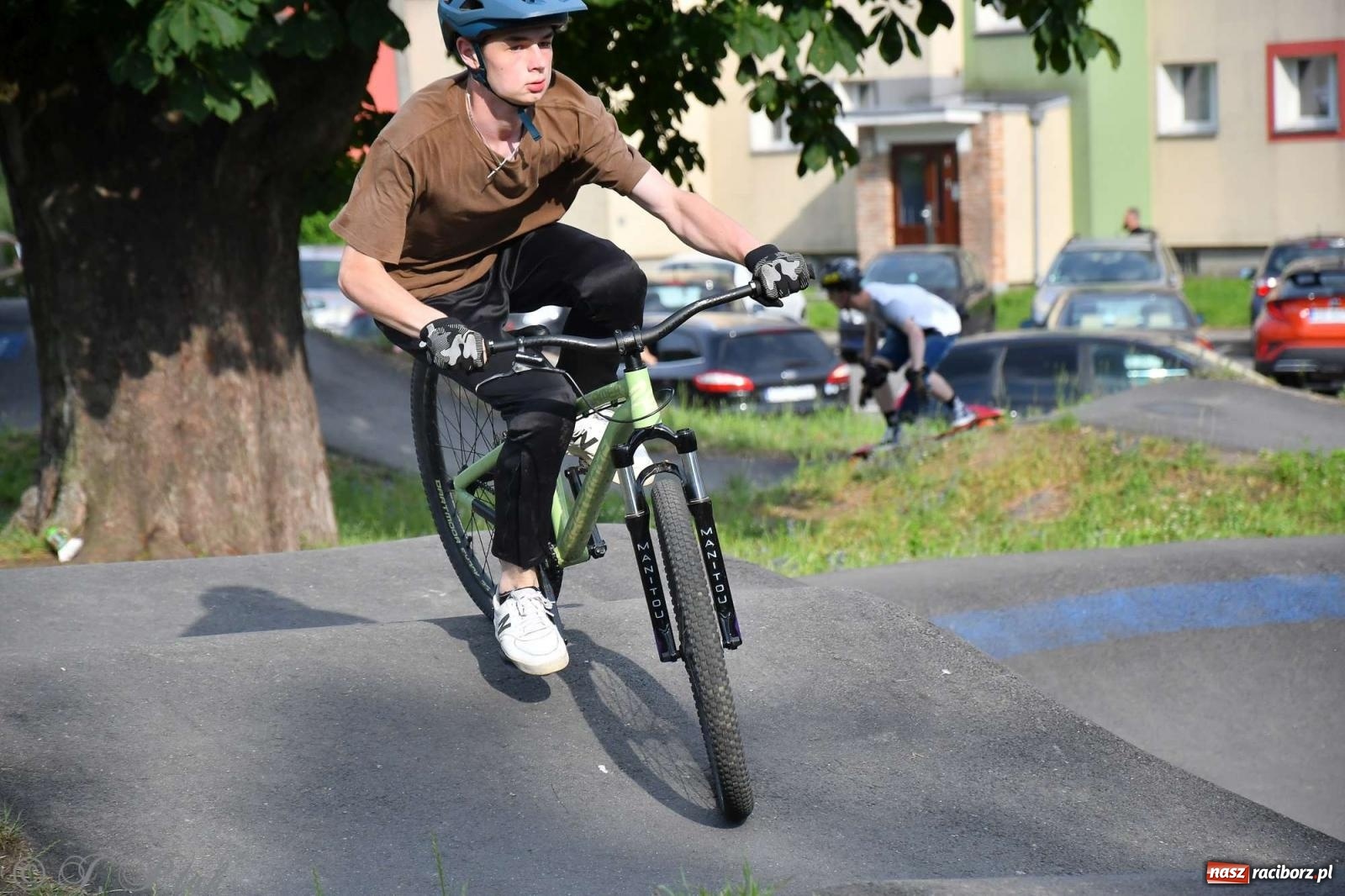 Zdjęcie w galerii na portalu naszraciborz.pl: Raciborski pumptrack świętuje roczek. Inwestycję przeforsowali radni [FOTO i WIDEO] wiadomości z regionu