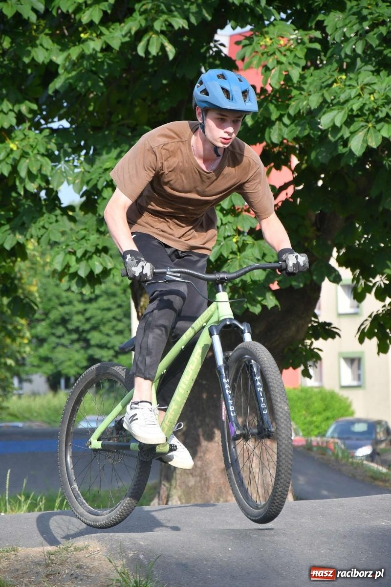 Zdjęcie w galerii na portalu naszraciborz.pl: Raciborski pumptrack świętuje roczek. Inwestycję przeforsowali radni [FOTO i WIDEO] wiadomości z regionu