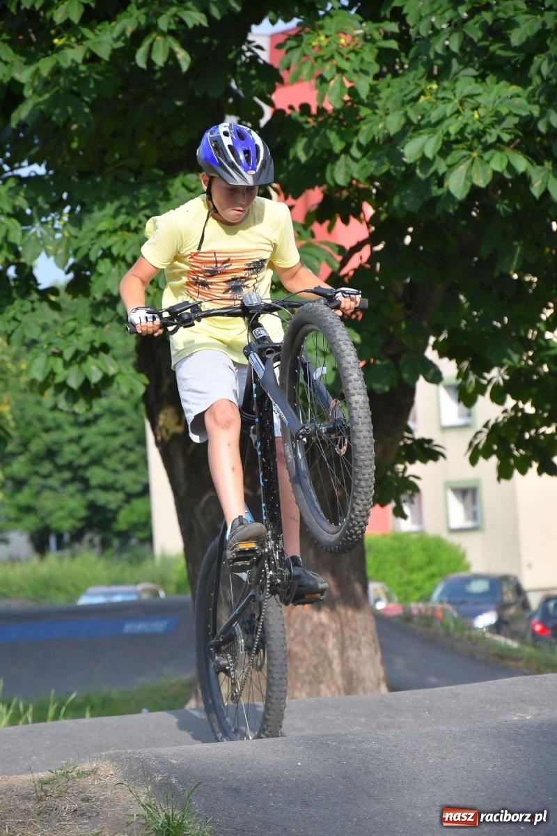 Zdjęcie w galerii na portalu naszraciborz.pl: Raciborski pumptrack świętuje roczek. Inwestycję przeforsowali radni [FOTO i WIDEO] wiadomości z regionu