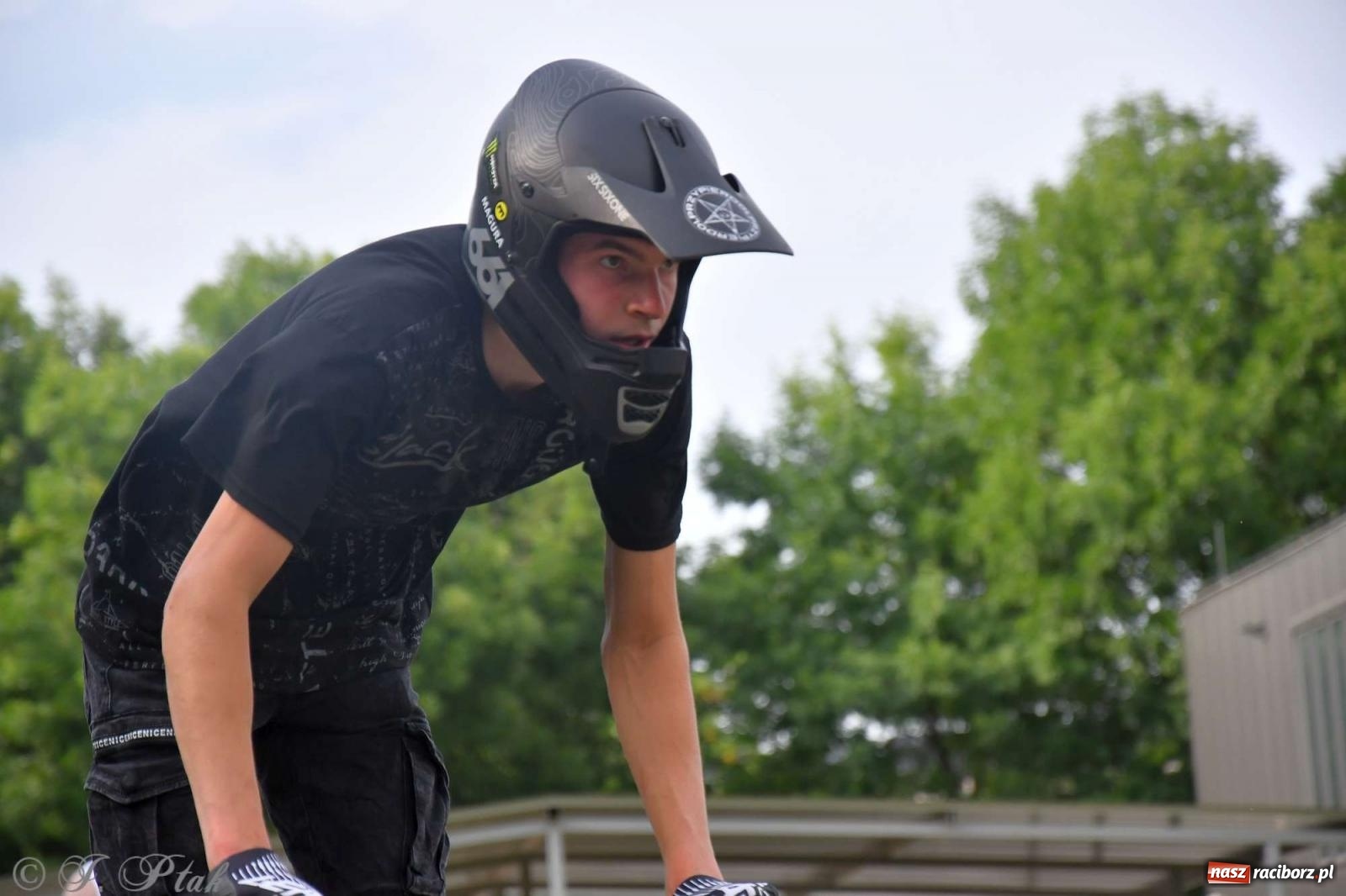 Zdjęcie w galerii na portalu naszraciborz.pl: Raciborski pumptrack świętuje roczek. Inwestycję przeforsowali radni [FOTO i WIDEO] wiadomości z regionu