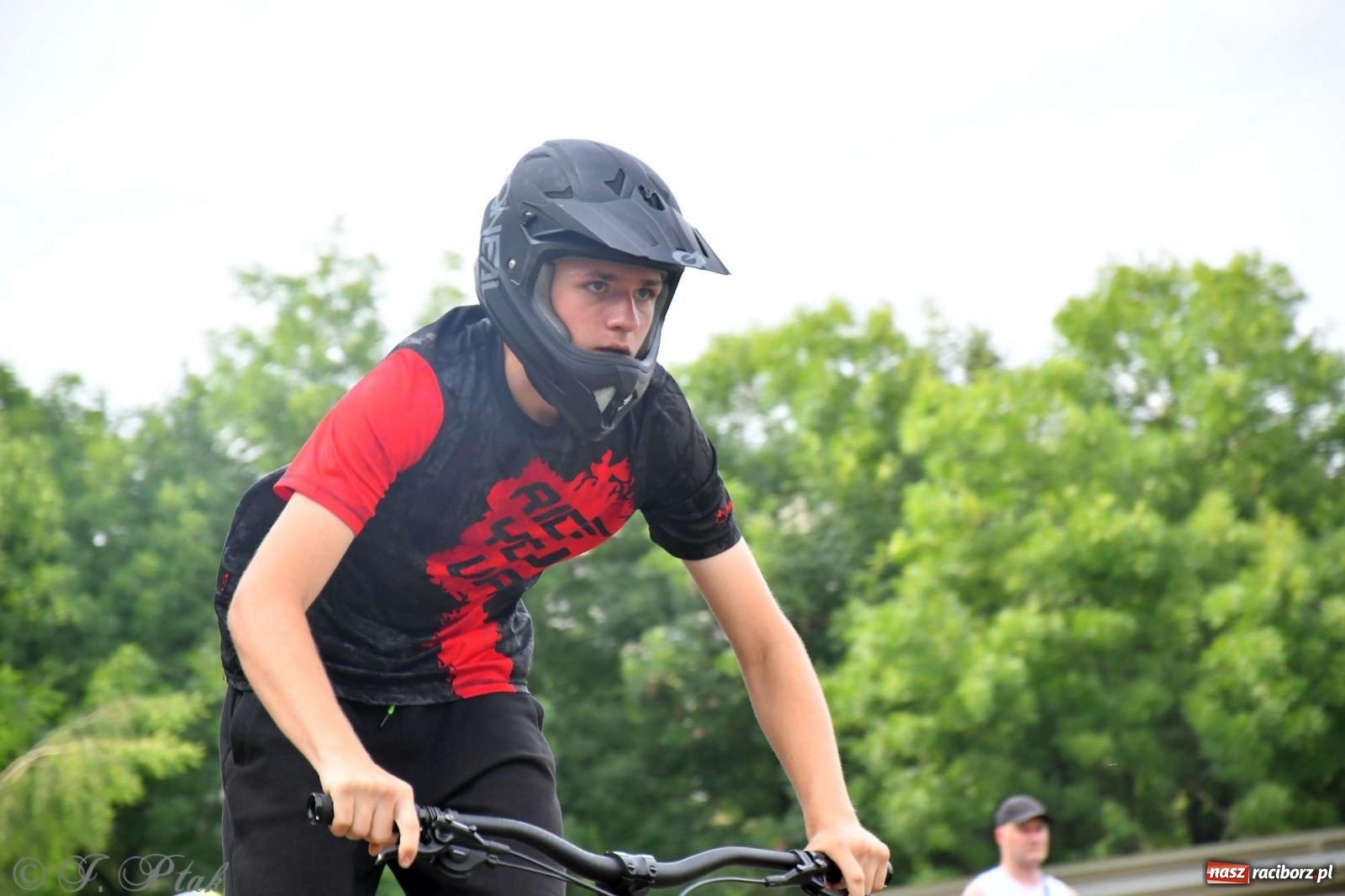 Zdjęcie w galerii na portalu naszraciborz.pl: Raciborski pumptrack świętuje roczek. Inwestycję przeforsowali radni [FOTO i WIDEO] wiadomości z regionu