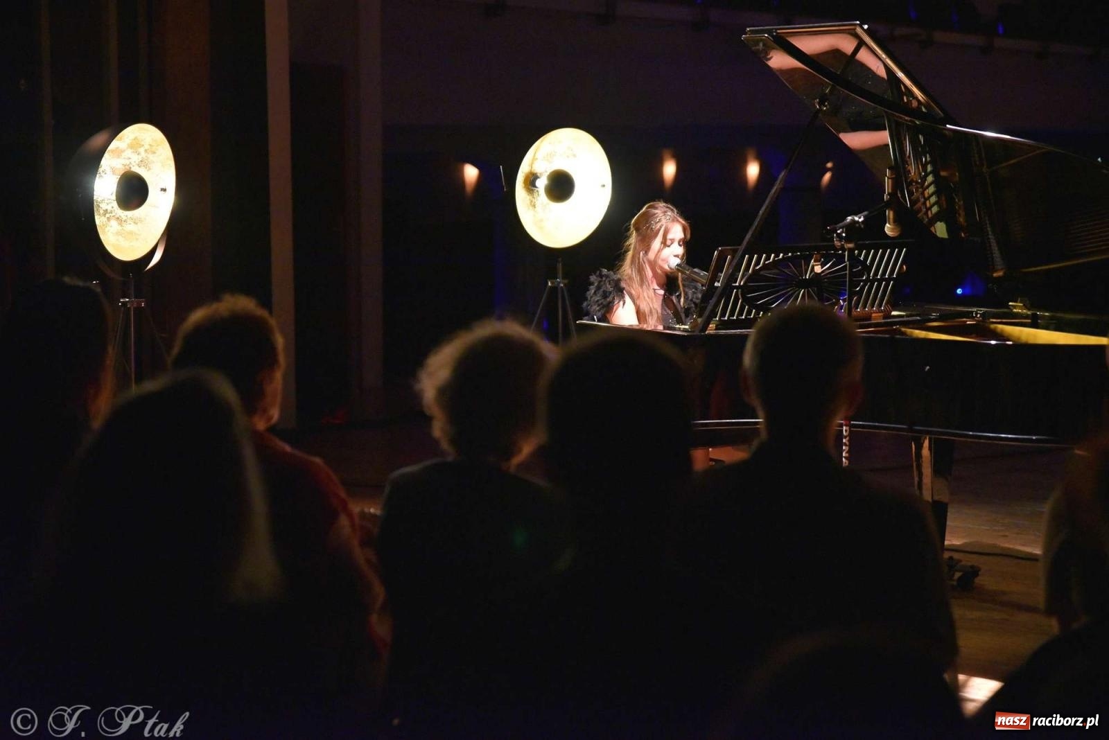 Zdjęcie w galerii na portalu naszraciborz.pl: RCK od zaplecza, czyli Noc Kultury w Raciborzu [FOTO i WIDEO] wiadomości z regionu