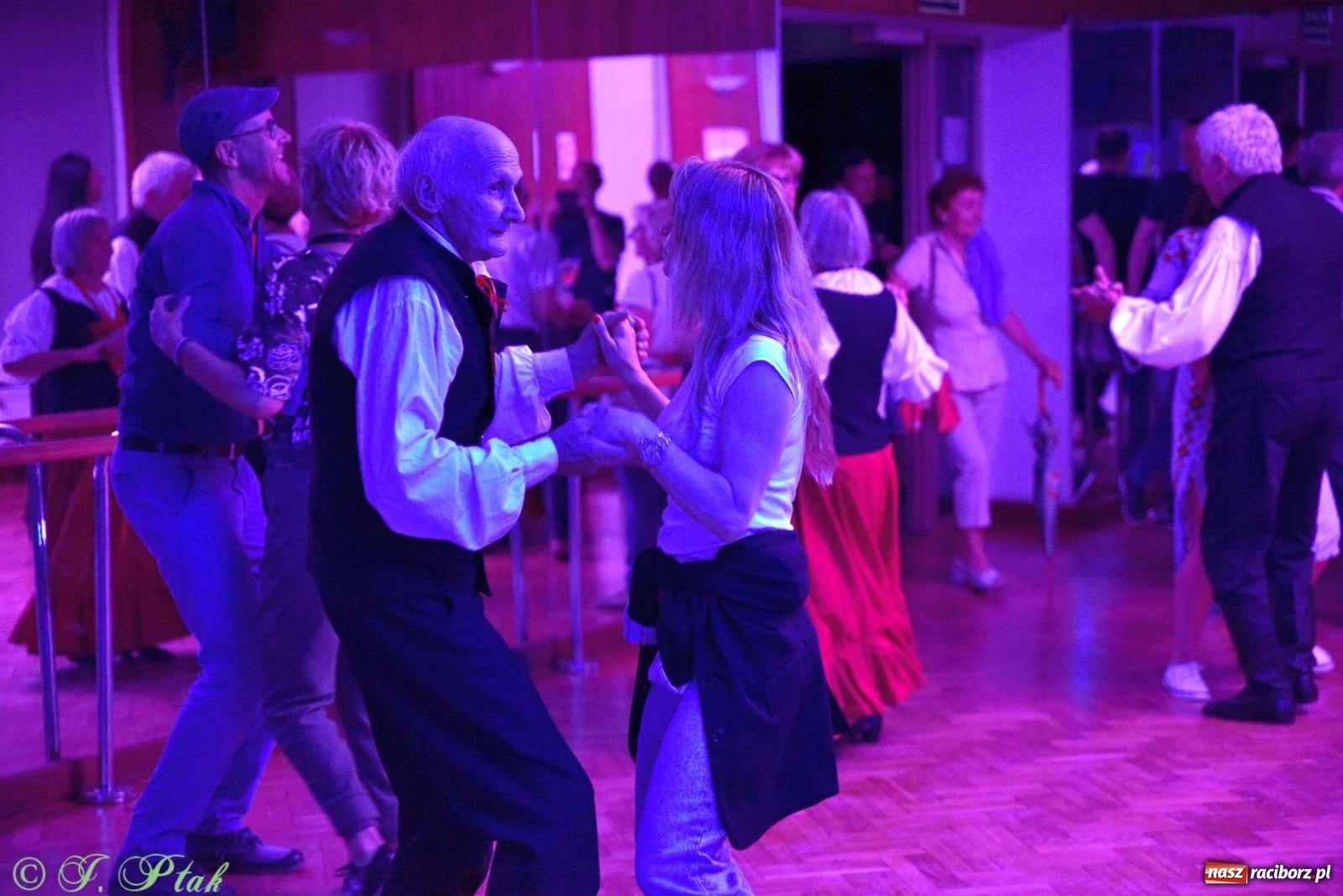 Zdjęcie w galerii na portalu naszraciborz.pl: RCK od zaplecza, czyli Noc Kultury w Raciborzu [FOTO i WIDEO] wiadomości z regionu