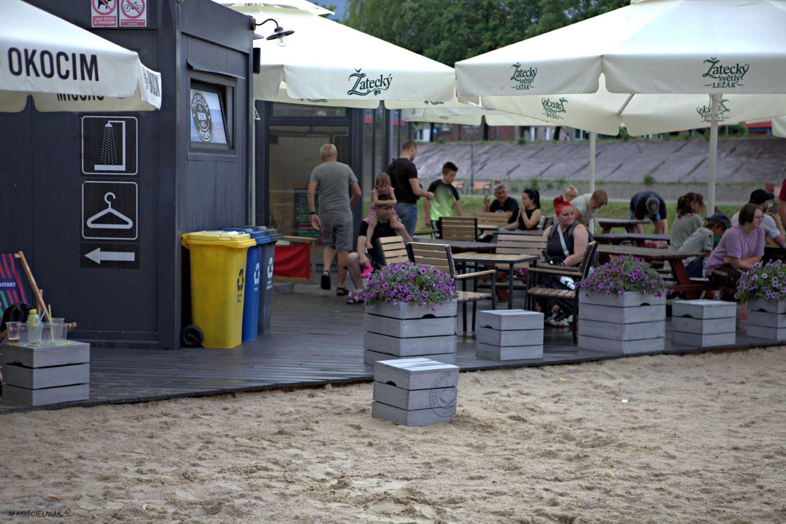 Zdjęcie w galerii na portalu naszraciborz.pl: Muzykowanie i wodowanie na bulwarach wiadomości z regionu