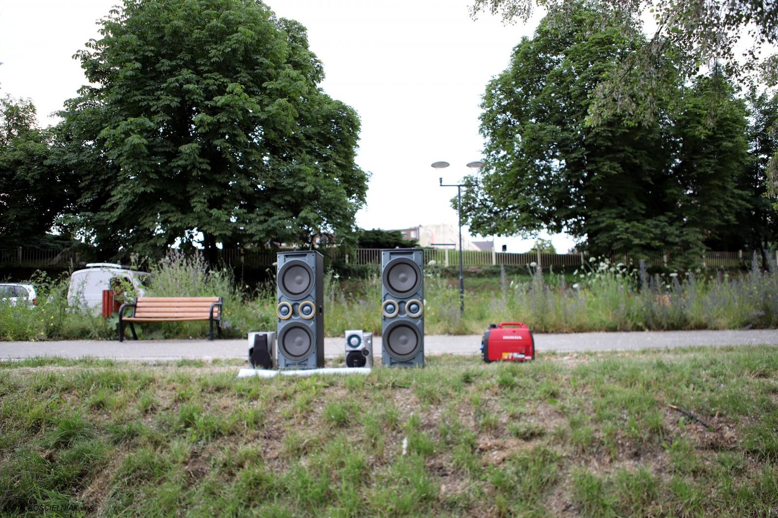 Zdjęcie w galerii na portalu naszraciborz.pl: Muzykowanie i wodowanie na bulwarach wiadomości z regionu