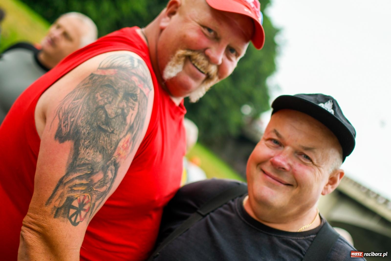 Zdjęcie w galerii na portalu naszraciborz.pl: Ponad trzydzieści pływadeł wypłynęło z Raciborza w stronę Kędzierzyna-Koźla [FOTO i WIDEO] wiadomości z regionu