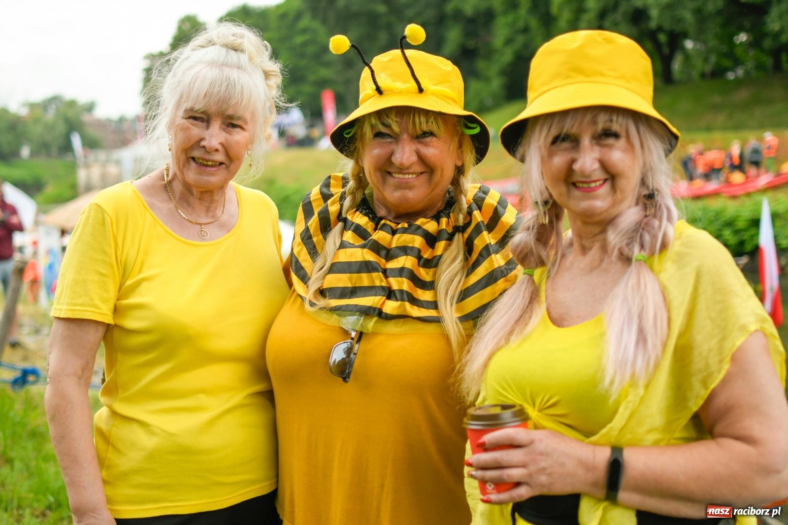 Zdjęcie w galerii na portalu naszraciborz.pl: Ponad trzydzieści pływadeł wypłynęło z Raciborza w stronę Kędzierzyna-Koźla [FOTO i WIDEO] wiadomości z regionu