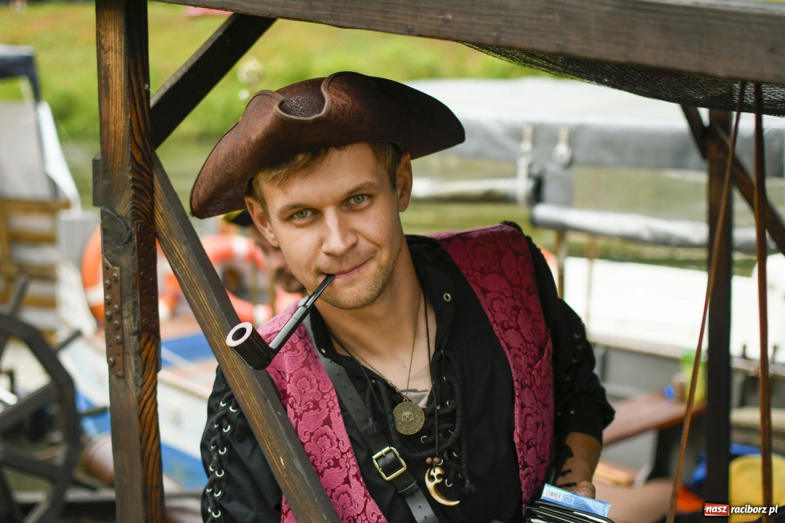 Zdjęcie w galerii na portalu naszraciborz.pl: Ponad trzydzieści pływadeł wypłynęło z Raciborza w stronę Kędzierzyna-Koźla [FOTO i WIDEO] wiadomości z regionu