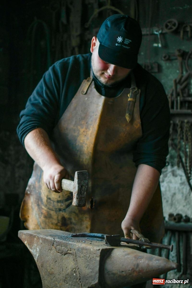 Zdjęcie w galerii na portalu naszraciborz.pl: Gamów. Wioska czterech żywiołów na 800. urodziny [FOTO i WIDEO] wiadomości z regionu