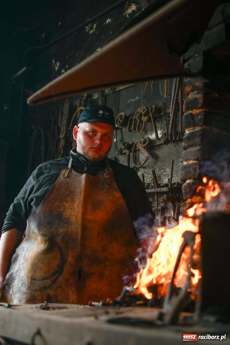 Zdjęcie w galerii na portalu naszraciborz.pl: Gamów. Wioska czterech żywiołów na 800. urodziny [FOTO i WIDEO] wiadomości z regionu