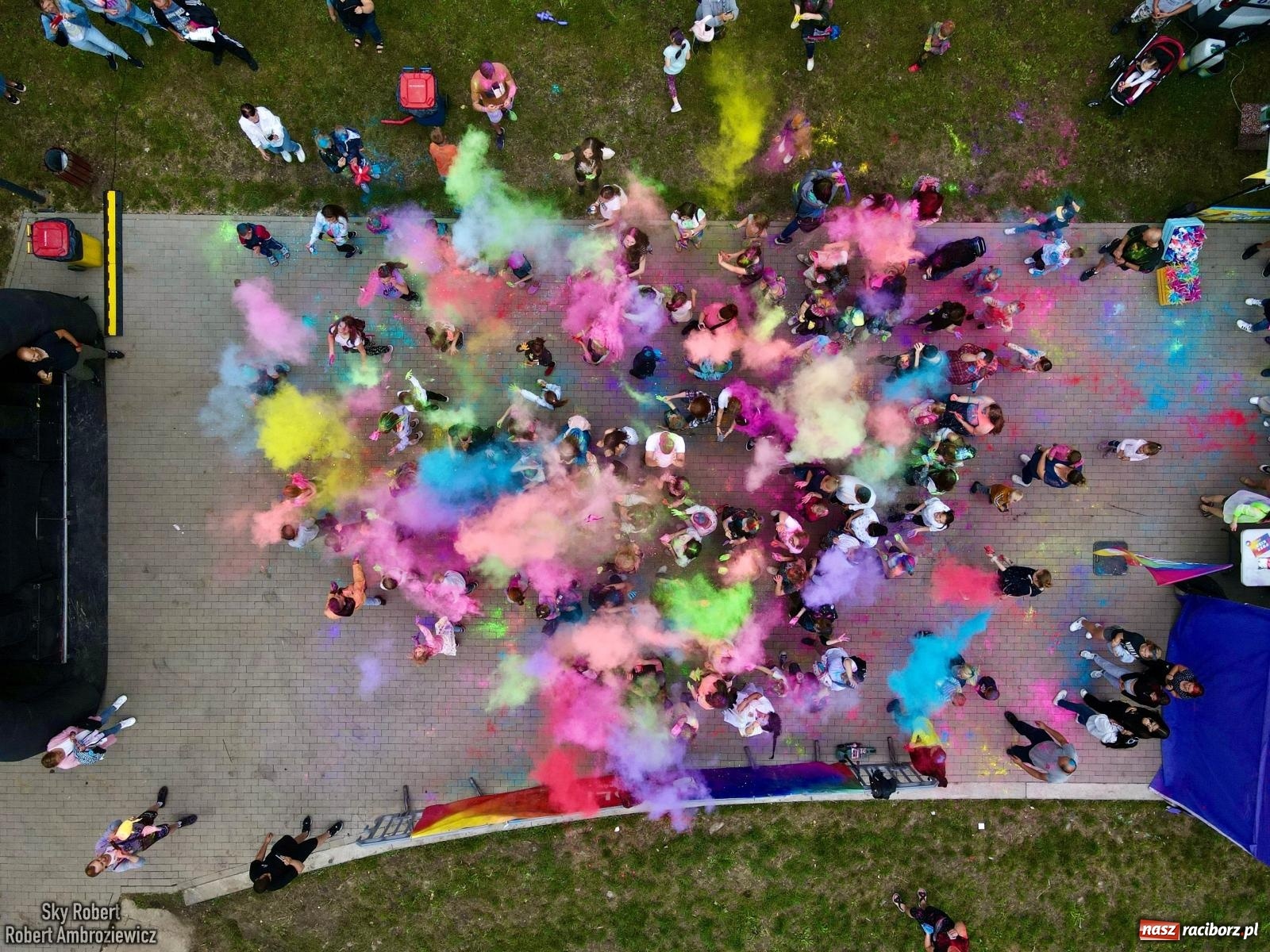 Zdjęcie w galerii na portalu naszraciborz.pl: Raciborskie święto kolorów [FOTO i WIDEO] wiadomości z regionu