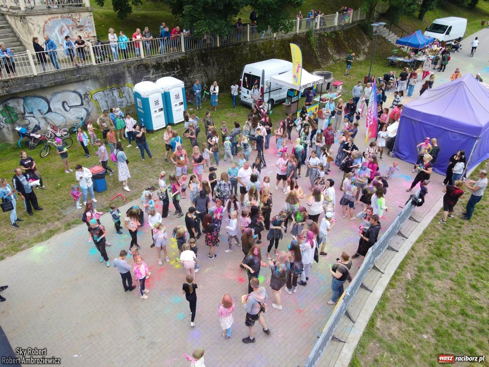 Zdjęcie w galerii na portalu naszraciborz.pl: Raciborskie święto kolorów [FOTO i WIDEO] wiadomości z regionu