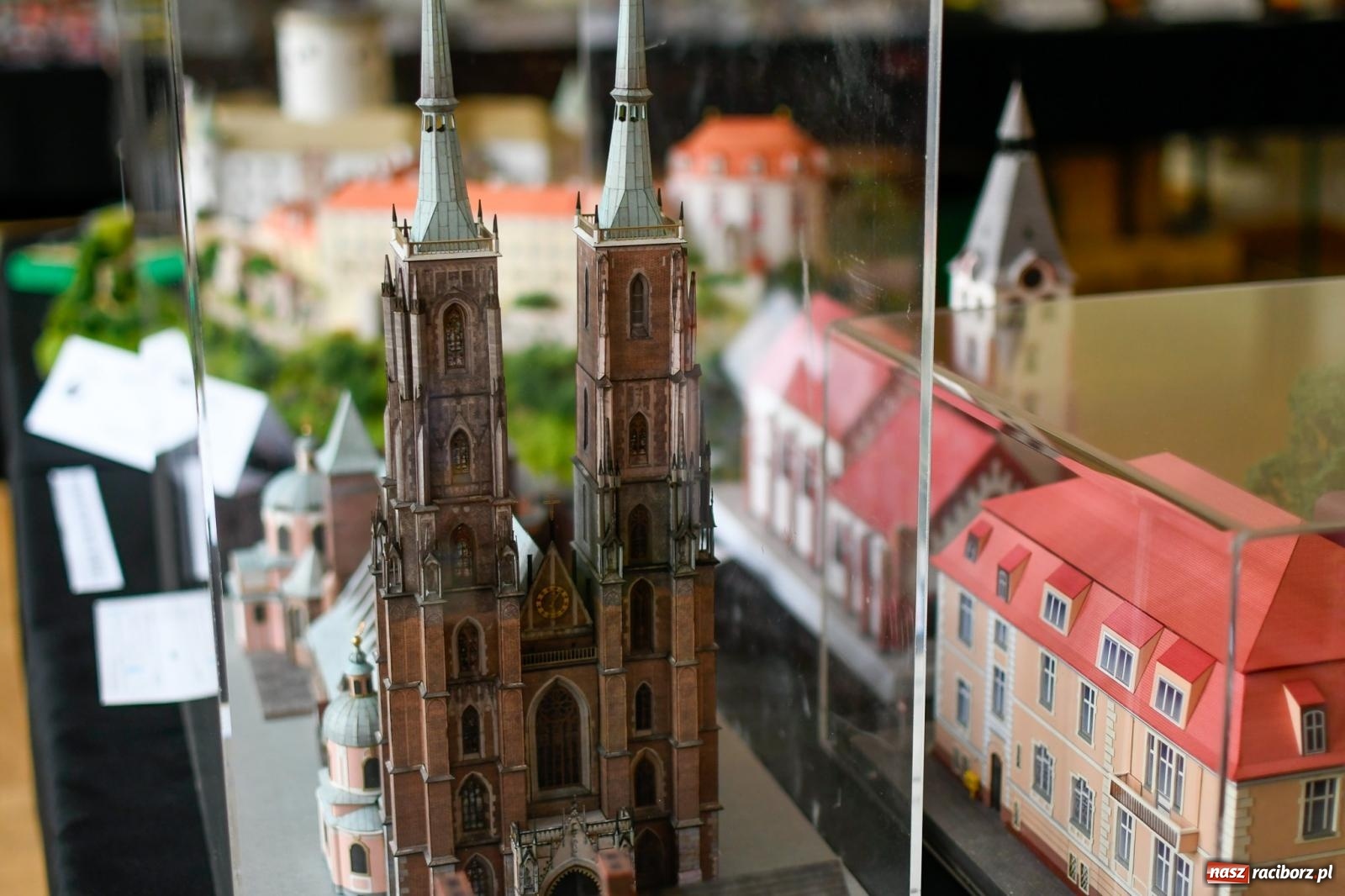 Zdjęcie w galerii na portalu naszraciborz.pl: Skrzydlatek open. Dwudniowe spotkania z modelarstwem w RCK wiadomości z regionu