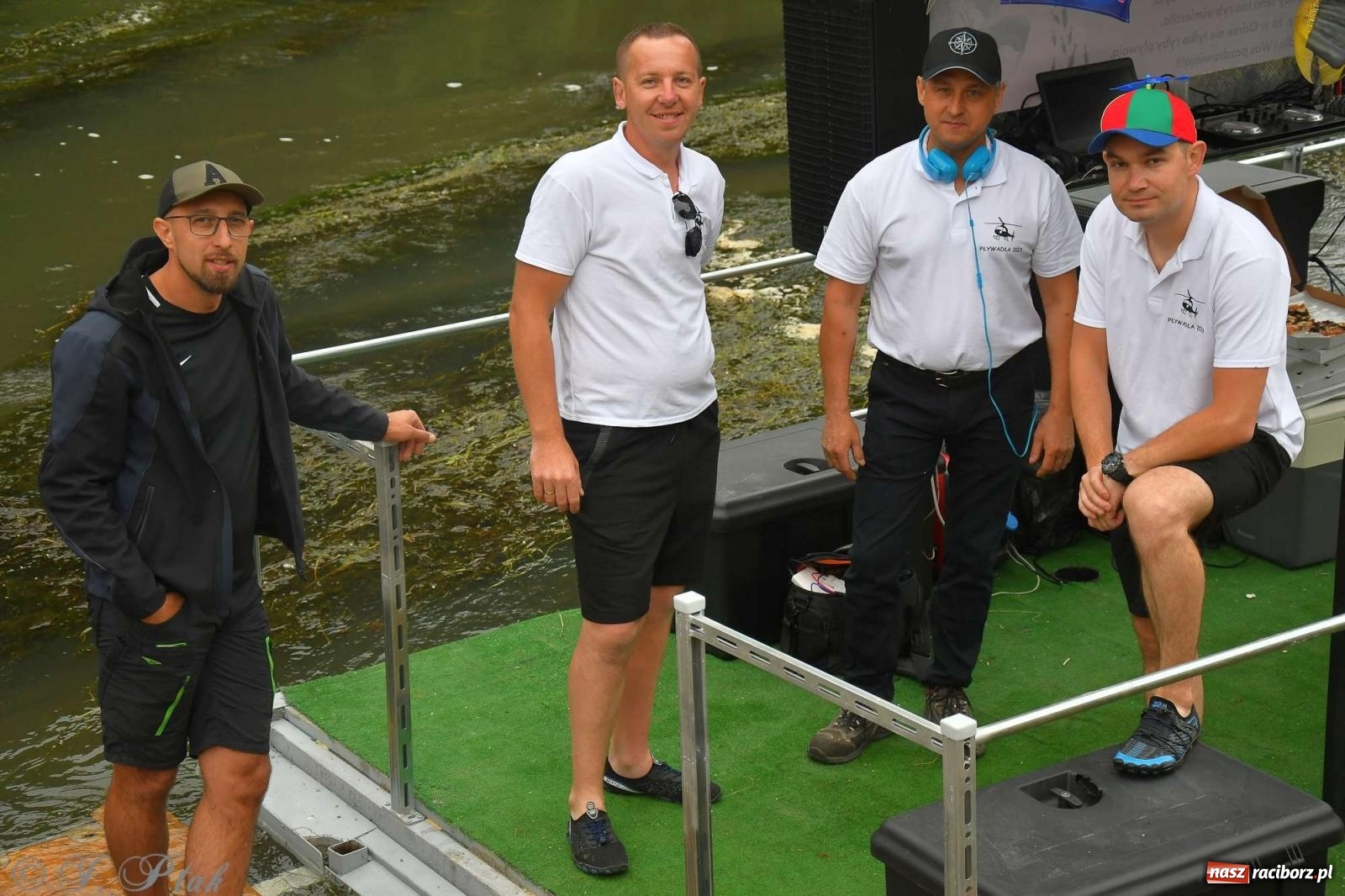 Zdjęcie w galerii na portalu naszraciborz.pl: Morsy, statki i łodzie. Pływadło na bis! wiadomości z regionu