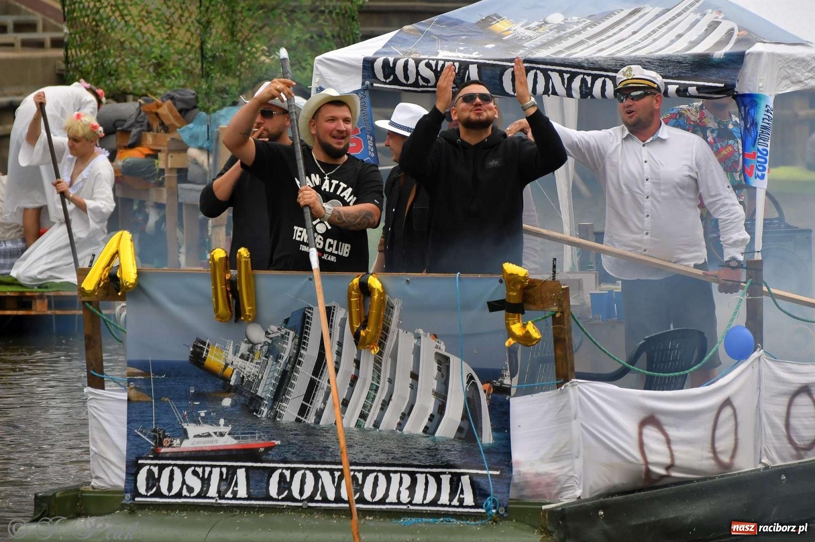 Zdjęcie w galerii na portalu naszraciborz.pl: Morsy, statki i łodzie. Pływadło na bis! wiadomości z regionu