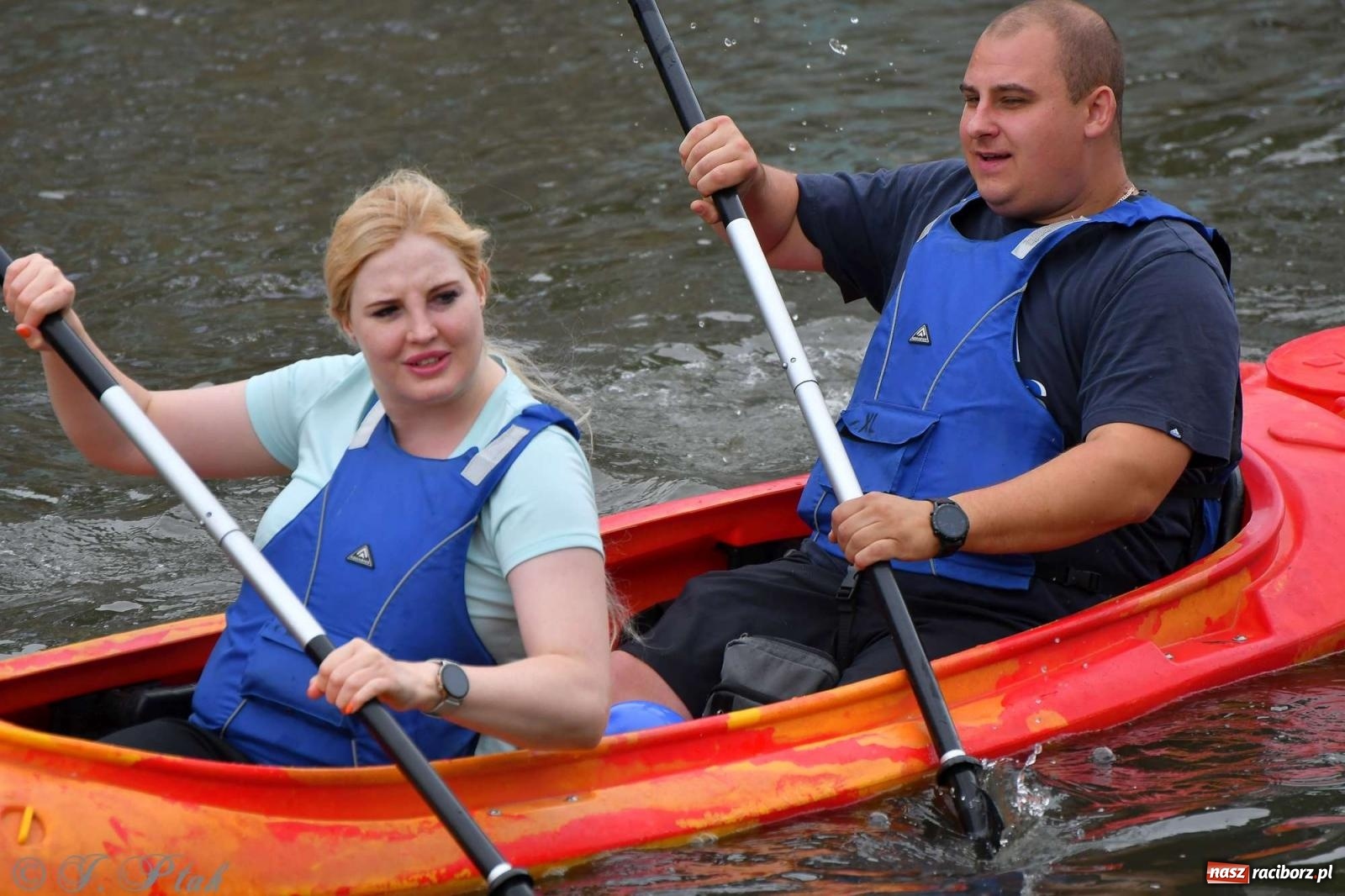 Zdjęcie w galerii na portalu naszraciborz.pl: Morsy, statki i łodzie. Pływadło na bis! wiadomości z regionu