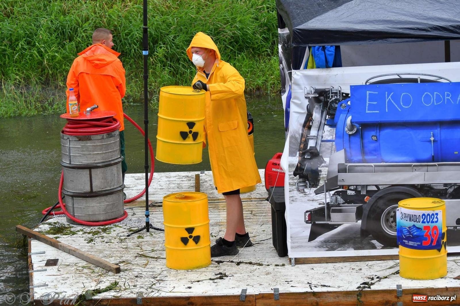 Zdjęcie w galerii na portalu naszraciborz.pl: Morsy, statki i łodzie. Pływadło na bis! wiadomości z regionu